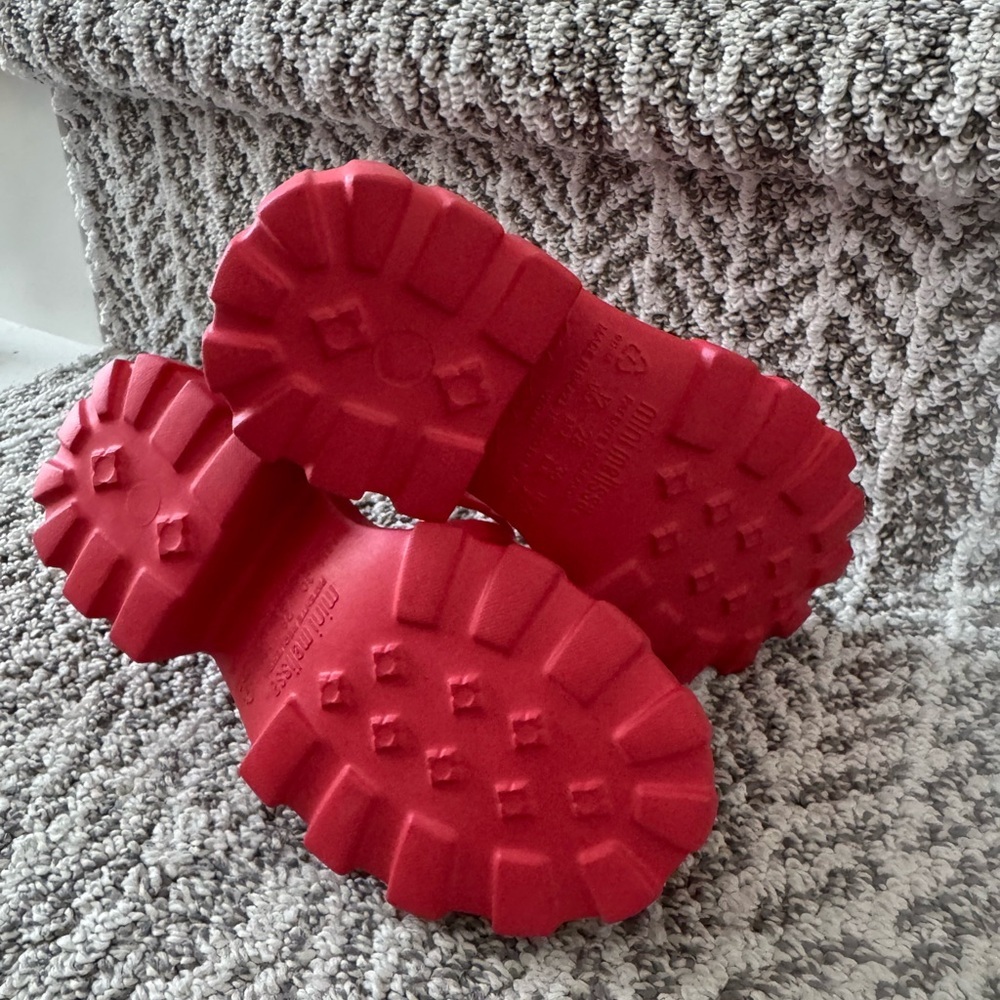 Mini Melissa Kids Chunky Red Sandals - Picture 5 of 7